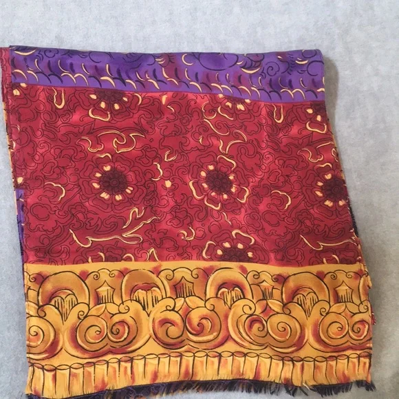 New York Studio 100% Silk Scarf - Picture 3 of 13